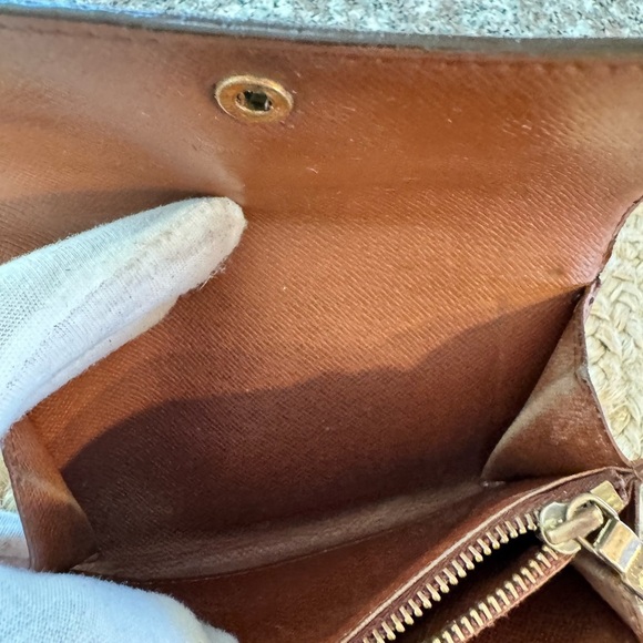 Louis Vuitton
Vintage 1990 Trésor Wallet billet - Picture 10 of 15